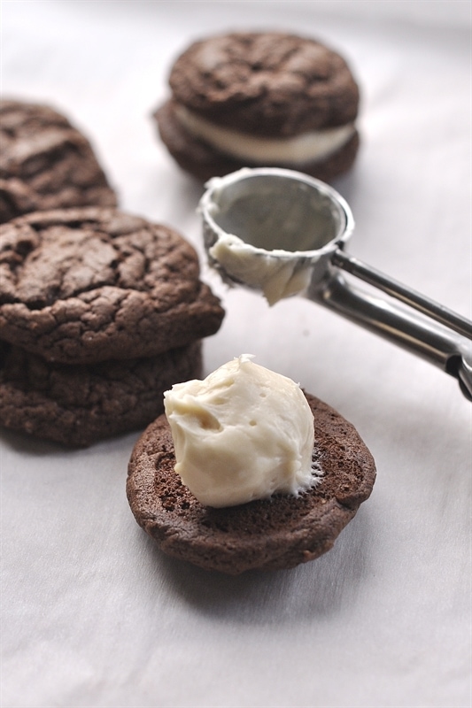 Homemade Oreo filling