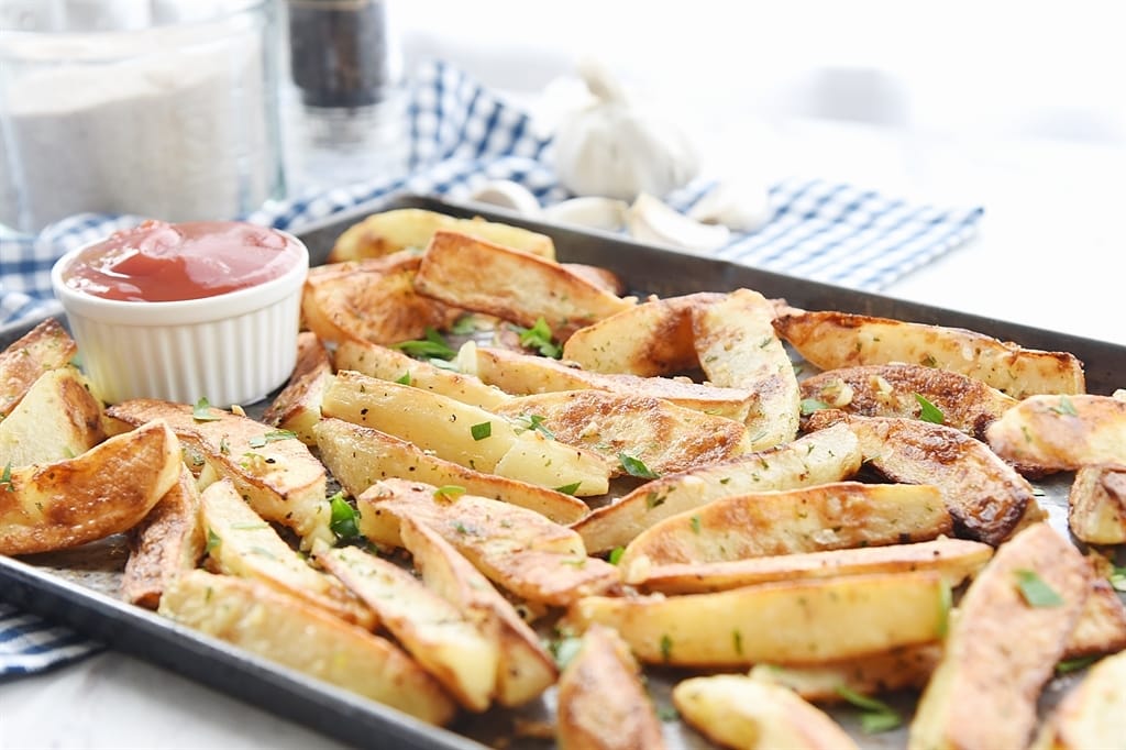 Homemade Garlic Fries Recipe from Your Homebased Mom