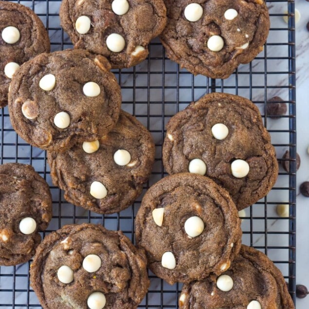 hot chocolate cookies overhead shot