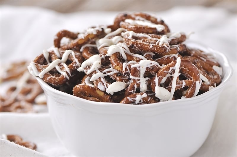 White Chocolate Cinnamon Pretzels