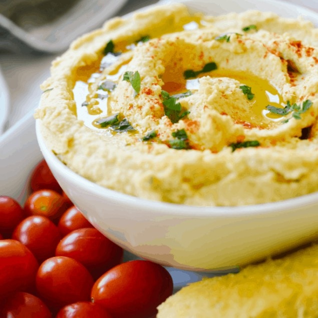 hummus in a bowl