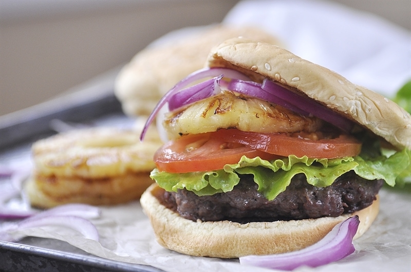 Teriyaki Hamburgers with pineapple on top