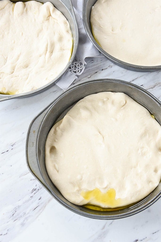 Deep Dish Pizza Dough in a Pan