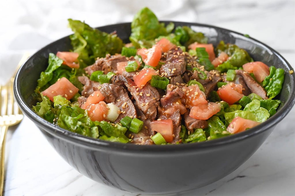 Ginger Skirt Steak Salad Recipe from Your Homebased Mom