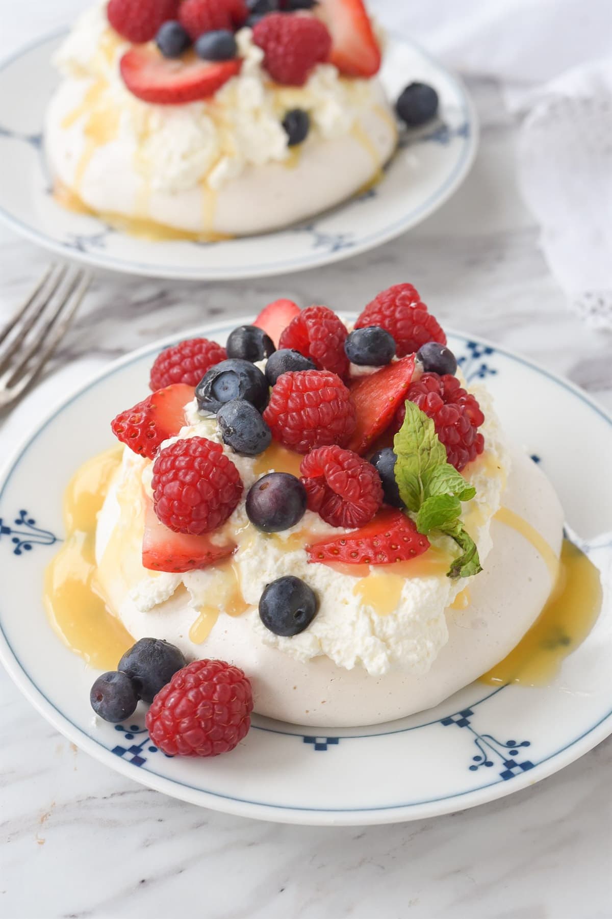 pavlova with berries on top