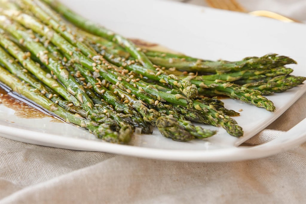 Balsamic Asparagus with toasted sesame seeds