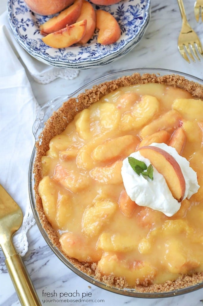 Fresh Peach Pie with graham cracker crust