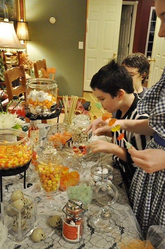 making a candy skewer