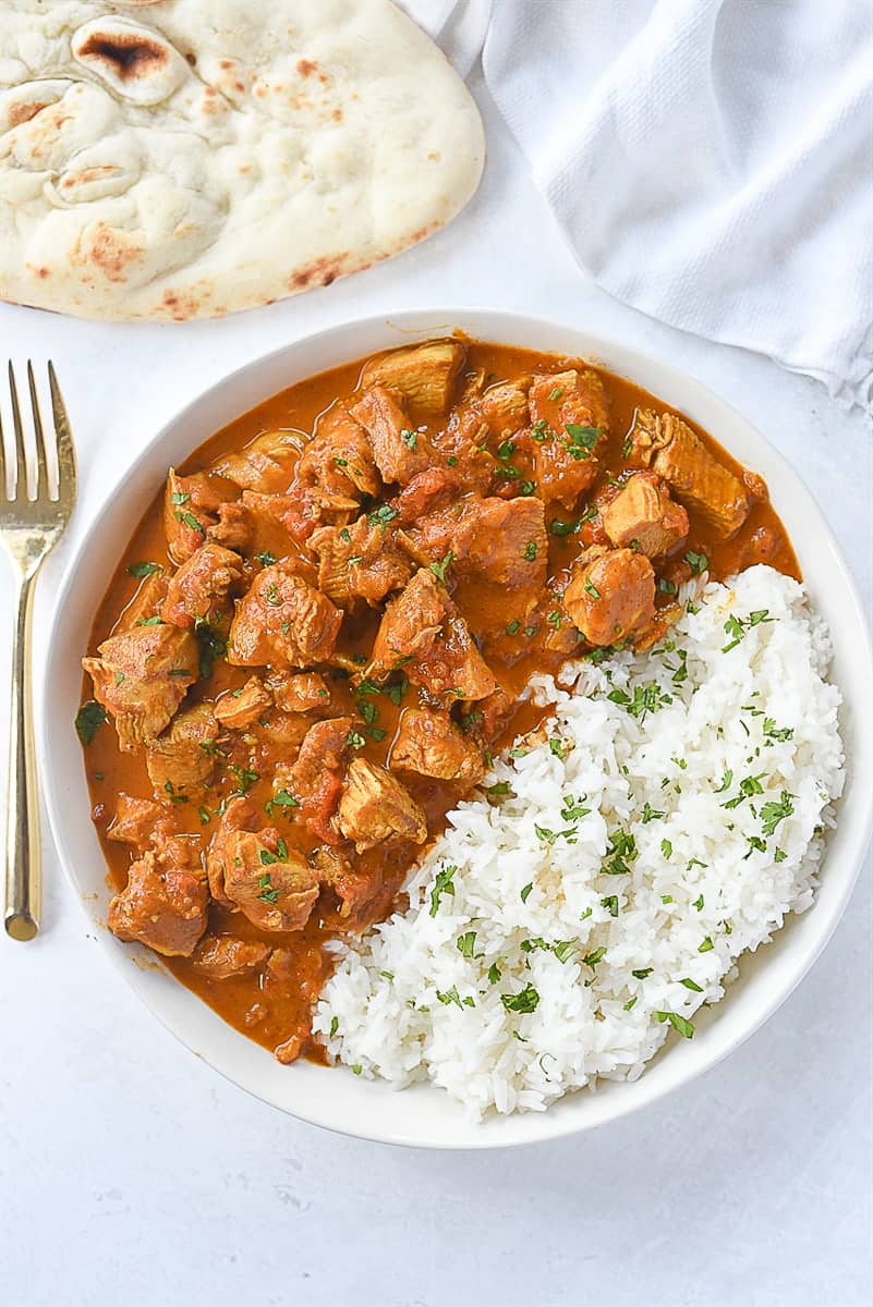 overheadshot of chicken tikka masala