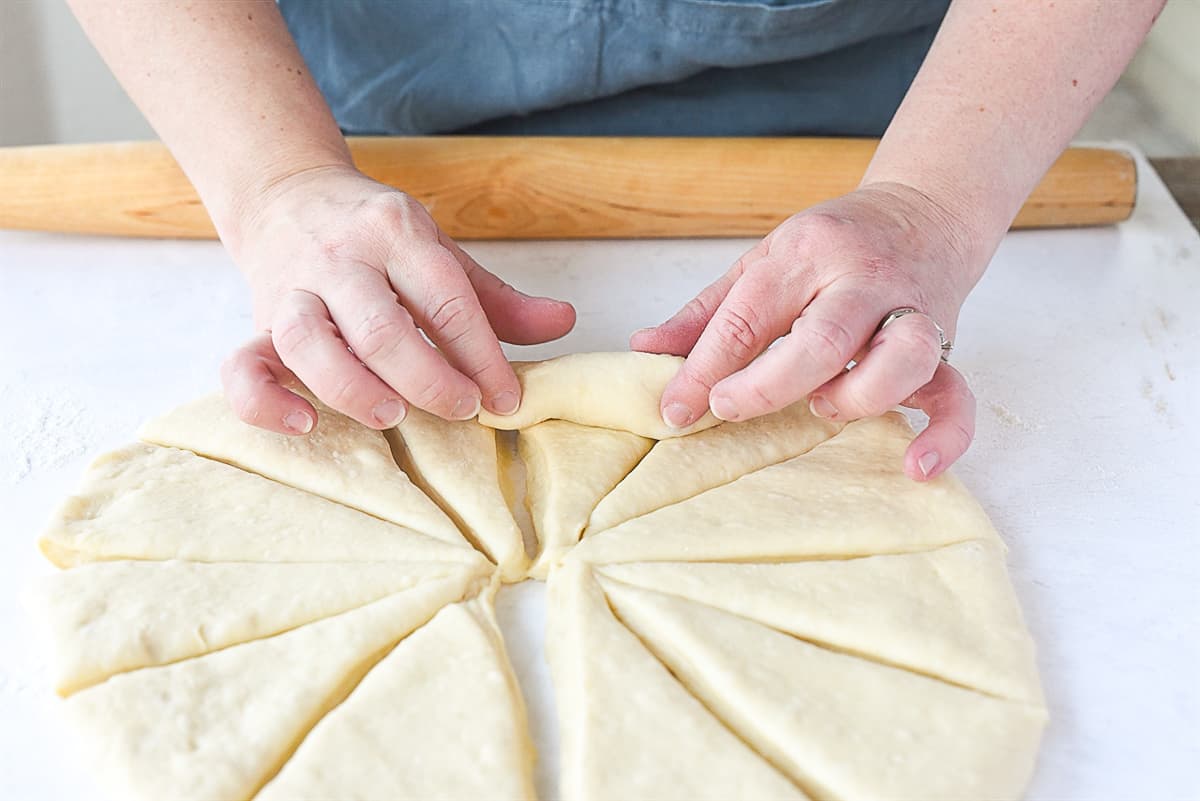 rolling up crescent rolls