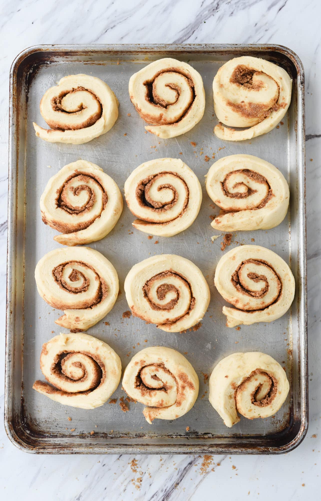 cinnamon rolls rising