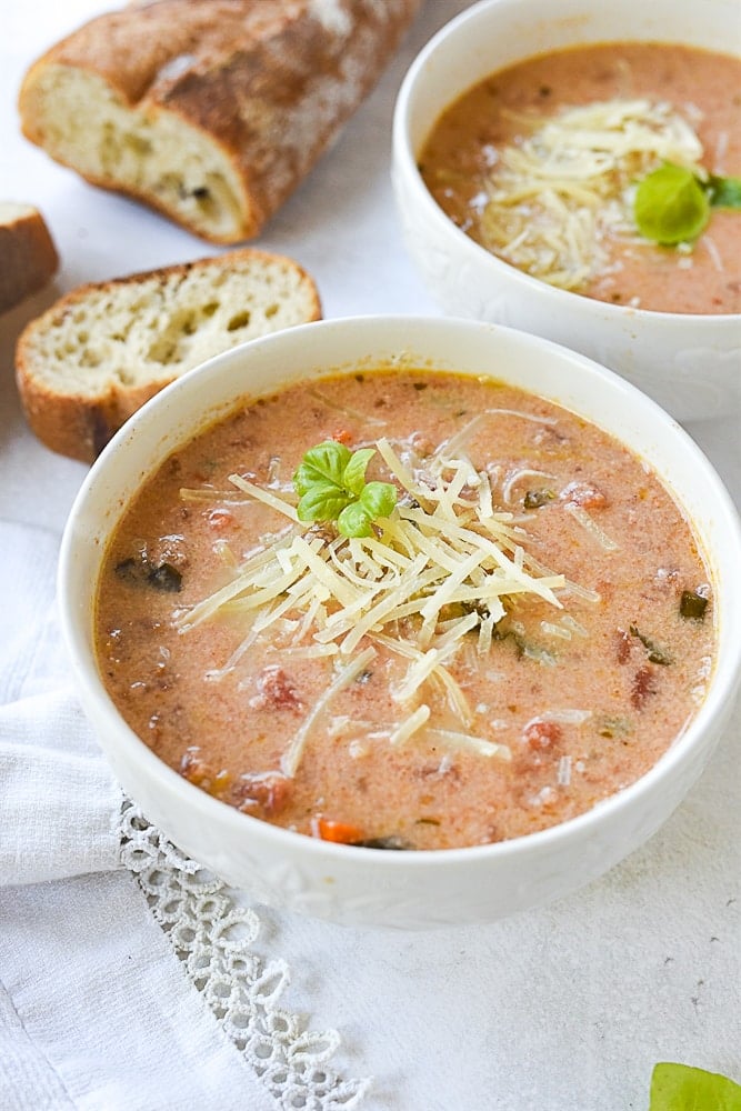 bowl of tomato basil soup