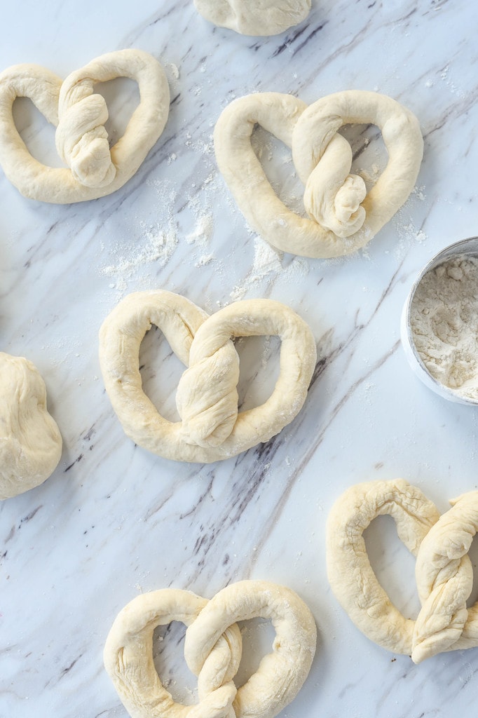 soft-pretzels ready to bake