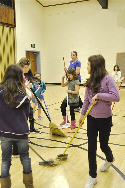 Broom Hockey