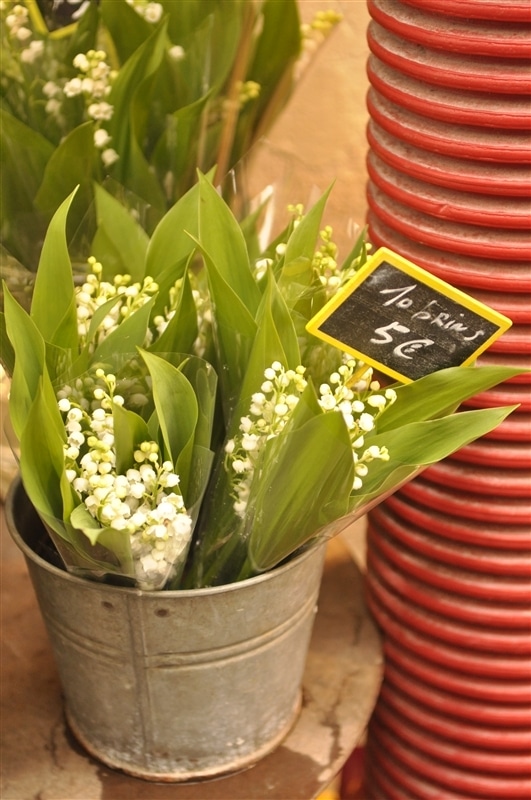 May Day = Paris