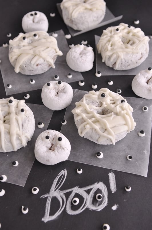 googly eye donuts