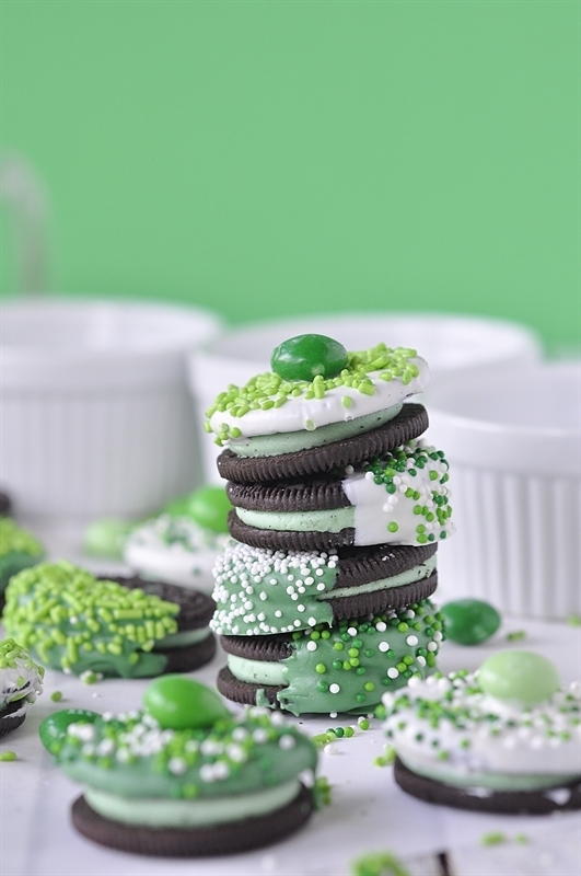 St. Patrick's Day Chocolate Dipped Oreos for a fun holiday treat.
