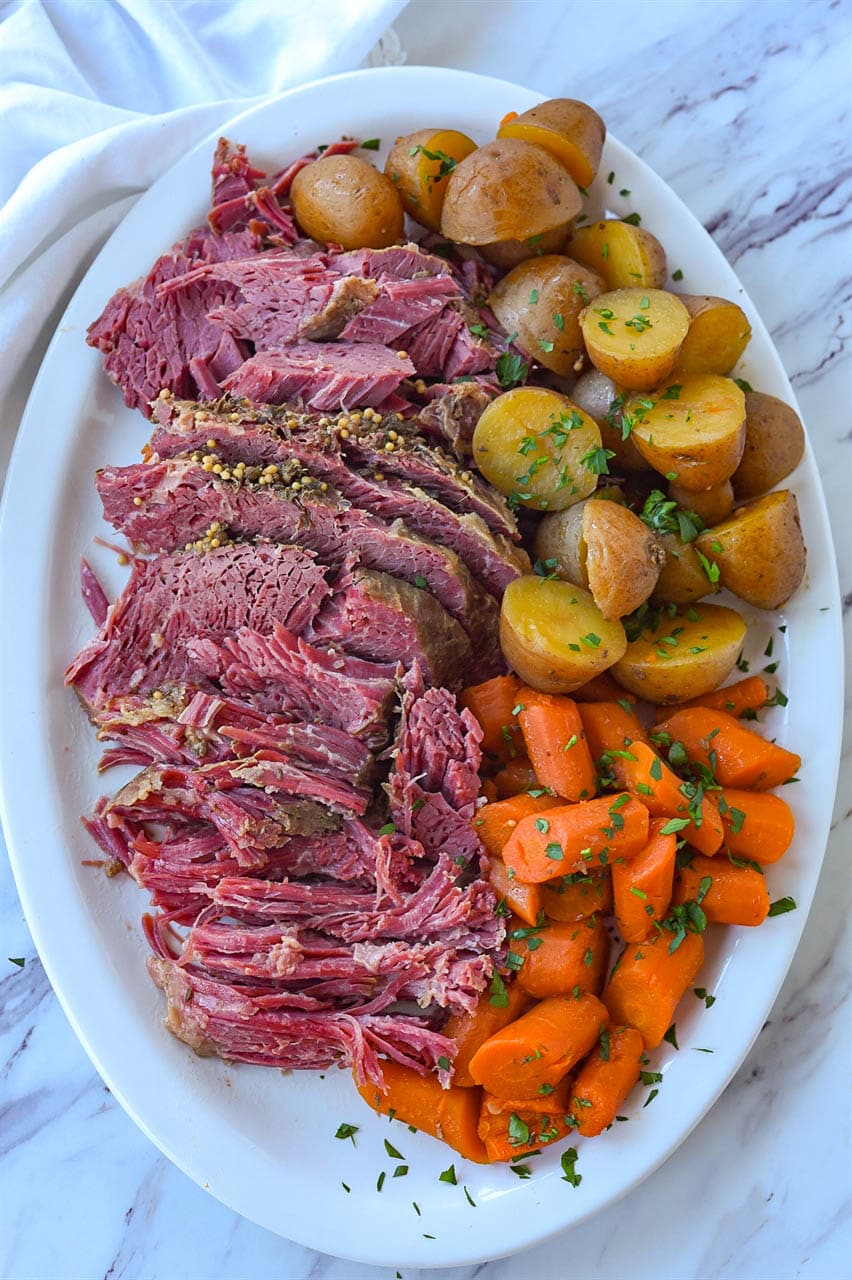 sliced corned beef on a plate