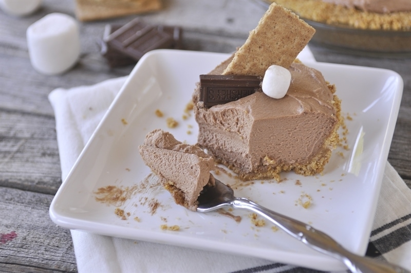 Chocolate S'mores Pie