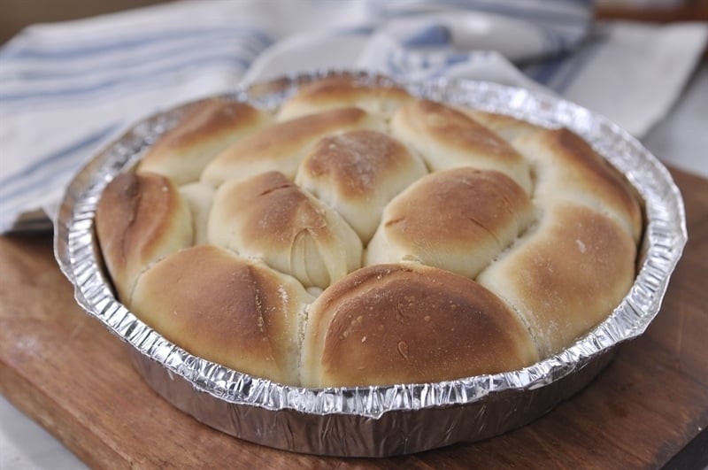 baked parkerhouse rolls