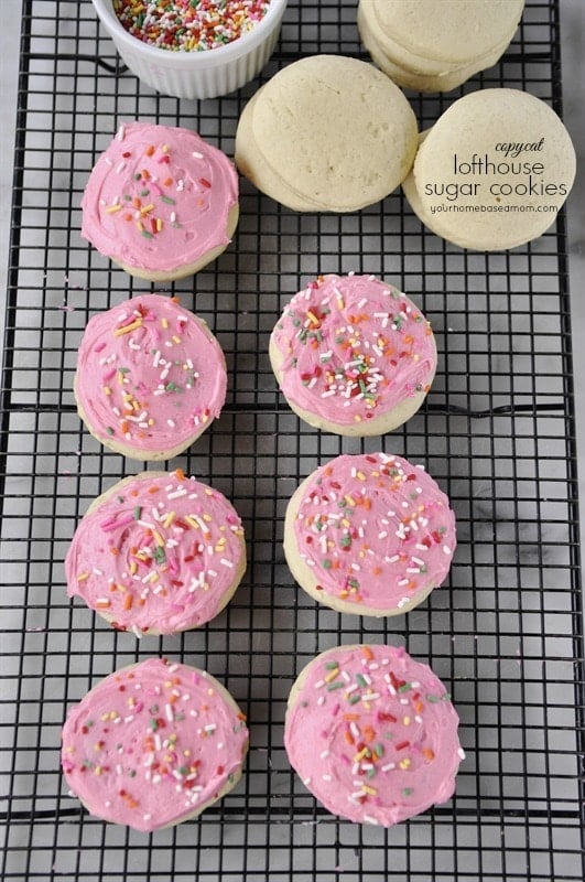 Copycat Lofthouse Sugar Cookies - better than the store bought version! Lofthouse Copycat Sugar Cookies