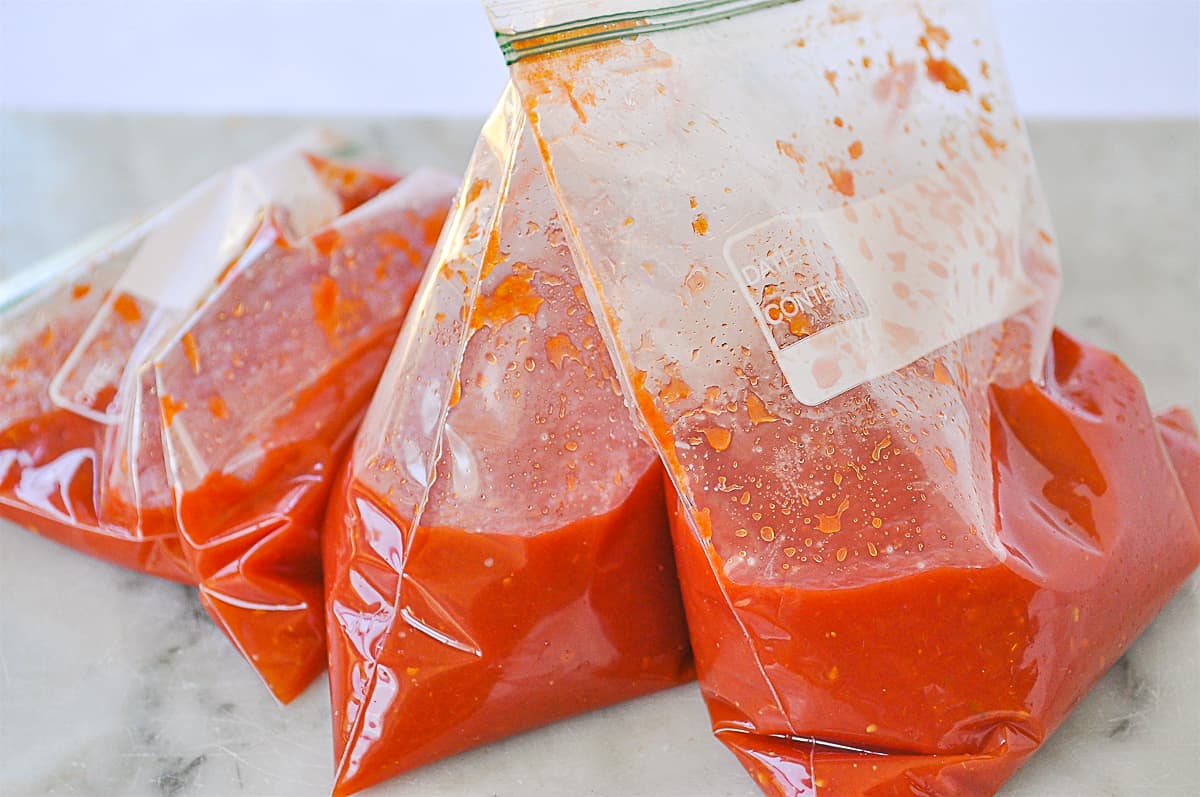 tomato sauce in freezer bags