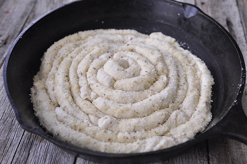 Garlic Parmesan Petal Bread