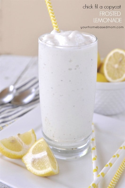 Chick Fil A Copycat Frosted Lemonade - the perfect warm weather treat.