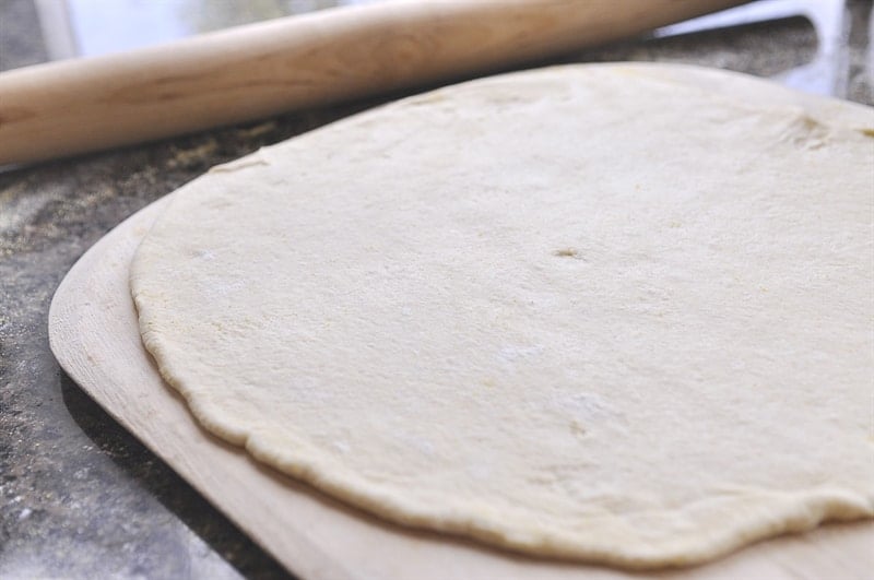 thin crust pizza dough