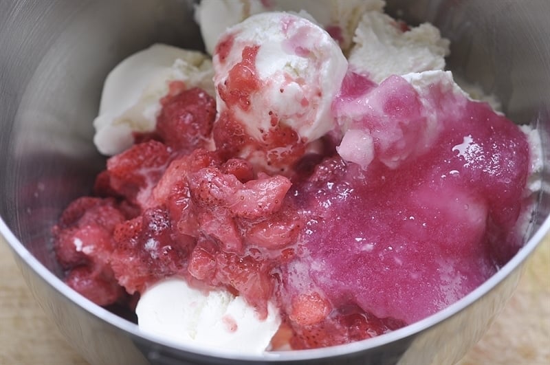 Vanilla Ice Cream and strawberries in a mixer