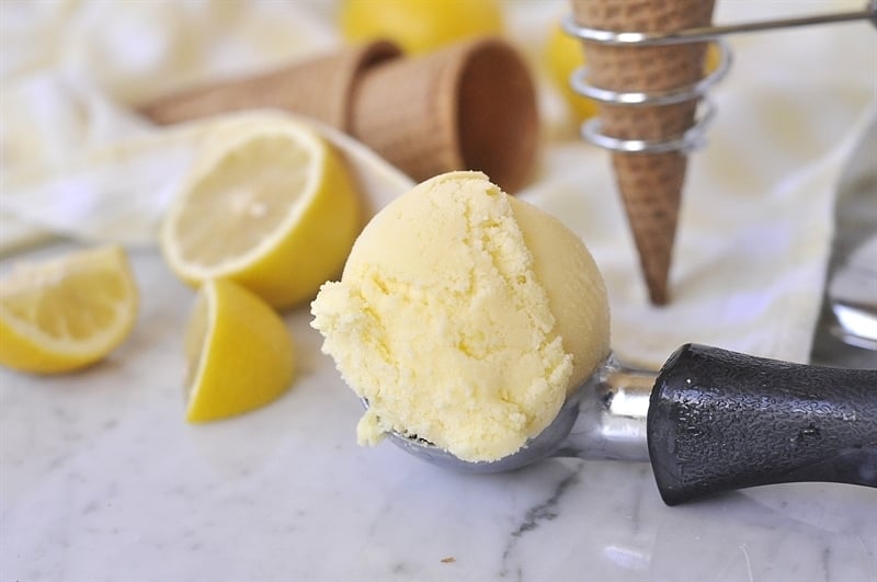 A scoop of delicious and refreshing lemonade ice cream