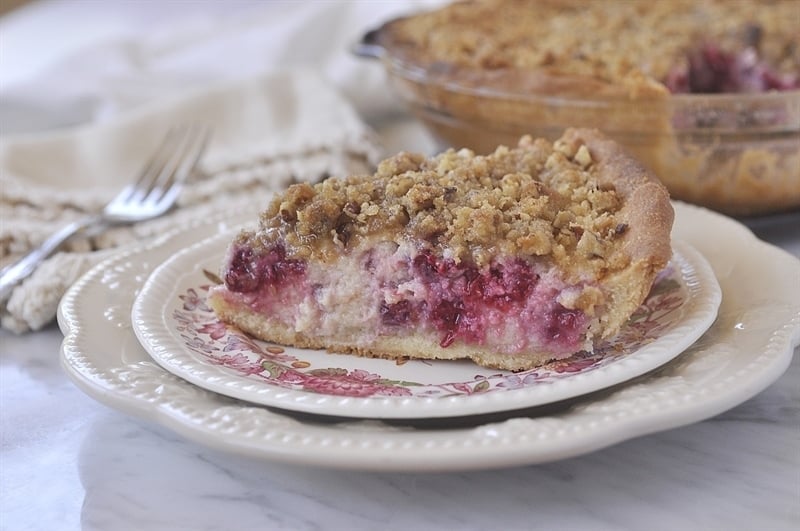 Raspberry Sour Cream Pie