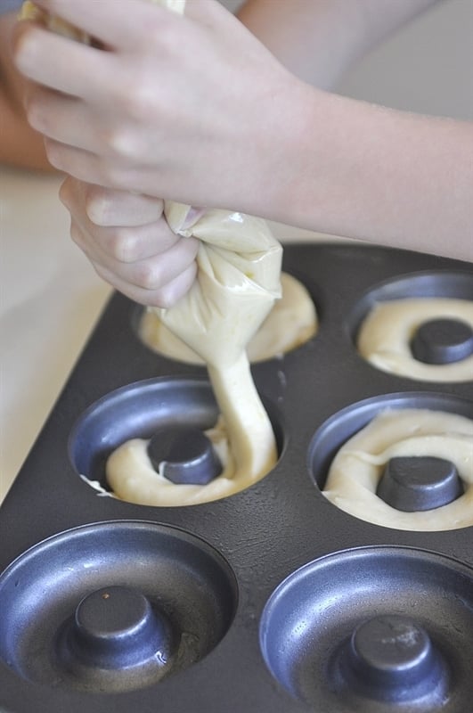 Filling the donut pan