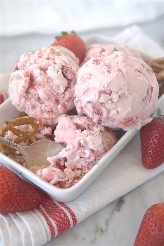 Strawberry Ice Cream with pretzels