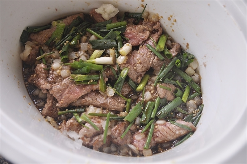slow cooker mongolian beef ingredients in crock pot