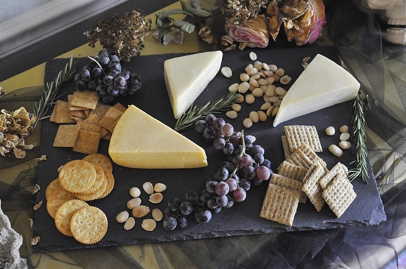 Halloween Cheese & Cracker Board