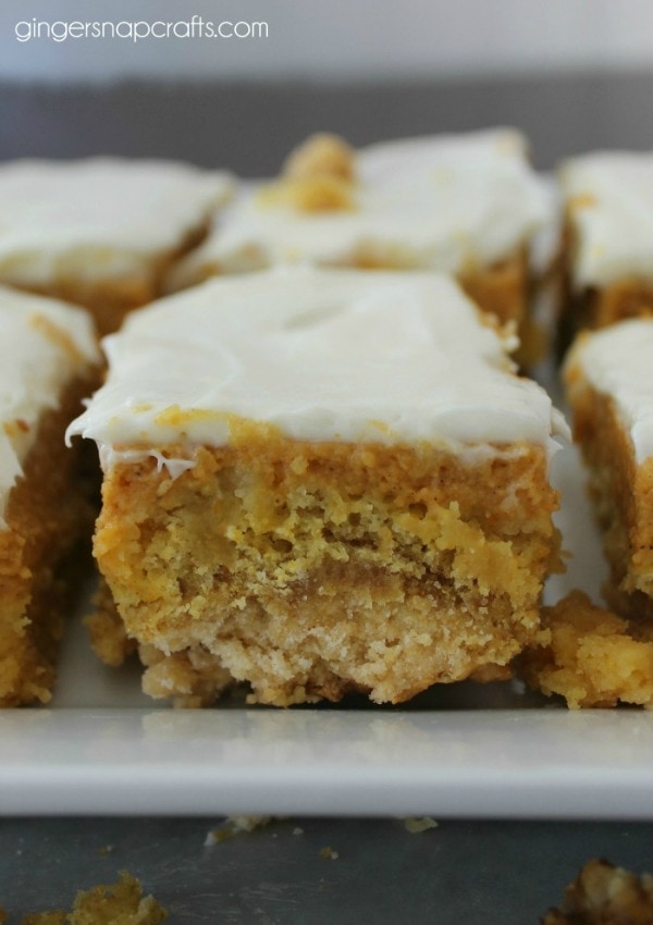 LA pumpkin cake for the holiday (1)