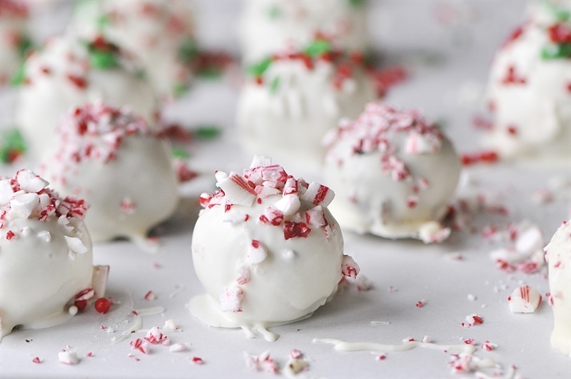 White Chocolate Oreo Cookie Balls