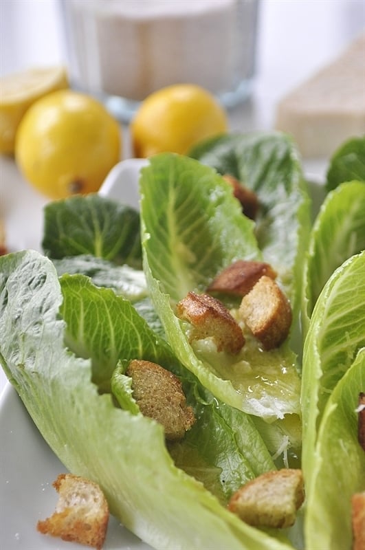 Romaine Lettuce Salad with Lemon Vinaigrette