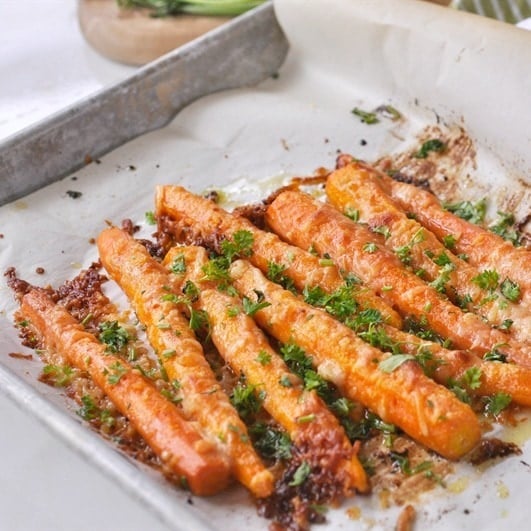 roasted carrots with parmesan