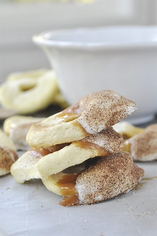 Apple Pie Caramel Apples
