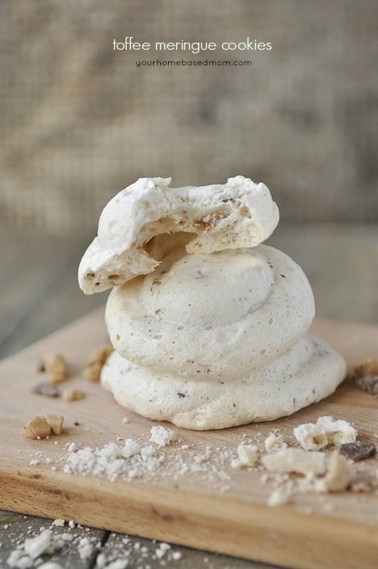 Toffee Meringue Cookies - crispy on the outside and chewy on the inside