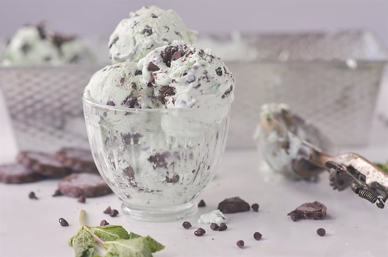 No Churn Mint Chocolate Cookie Ice Cream