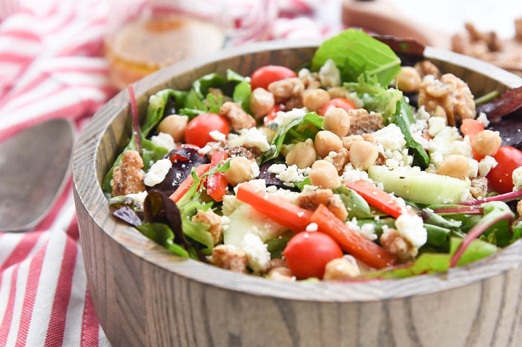 Mediterranean Salad with Za'atar Spiced Walnuts