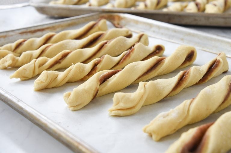 Easy Cinnamon Twists Leigh Anne Wilkes