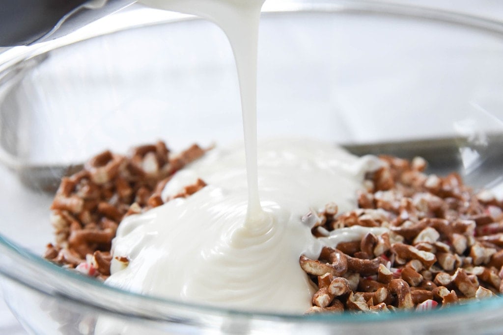 White Chocolate Peppermint Pretzel Bites