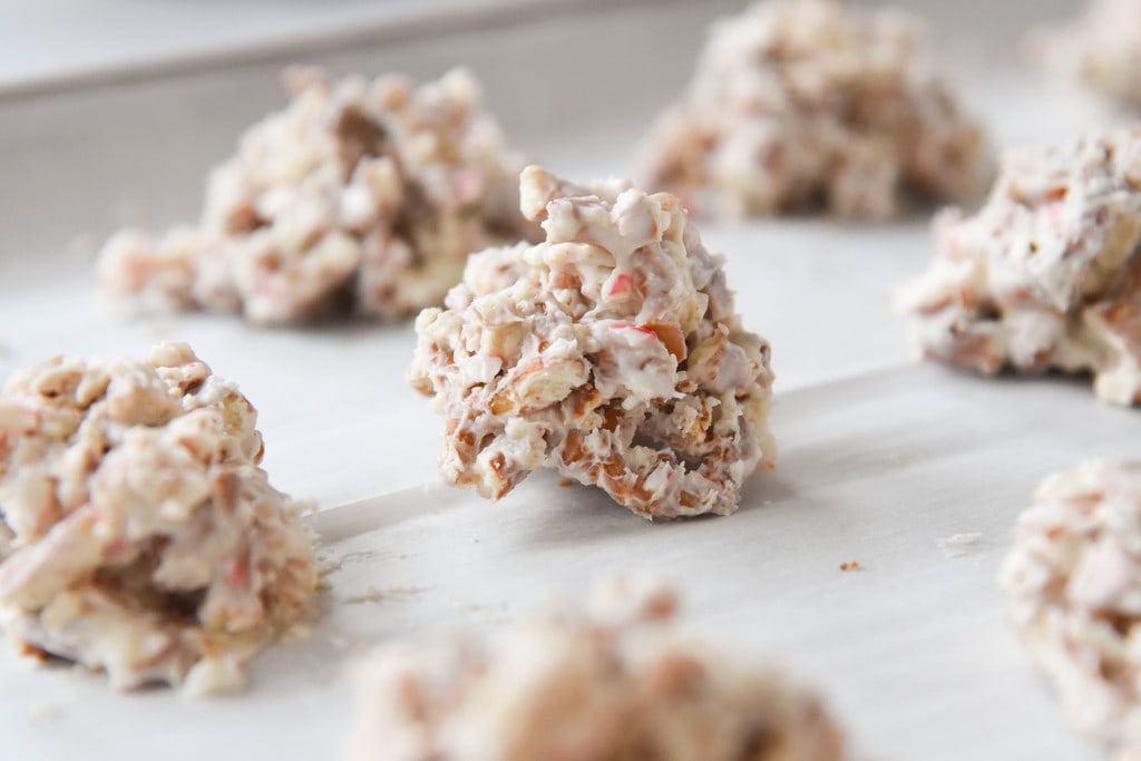 White Chocolate Peppermint Pretzel Bites