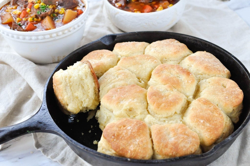 Old-fashioned bread baked in a cast iron pot recipe