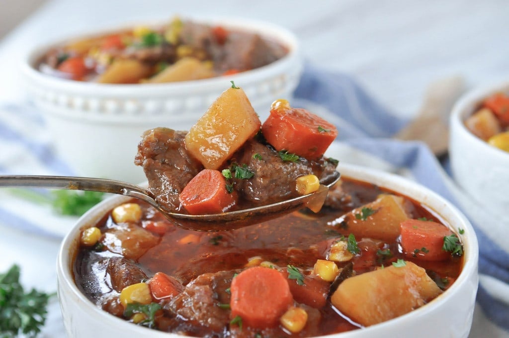 spoonful of slow cooker steak soup