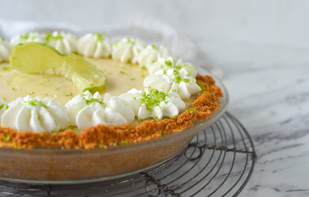 side view of key lime pie